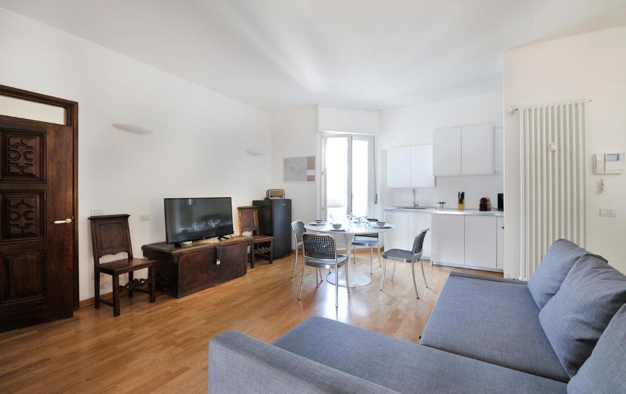 San Lorenzo Building Milan Chambre photo